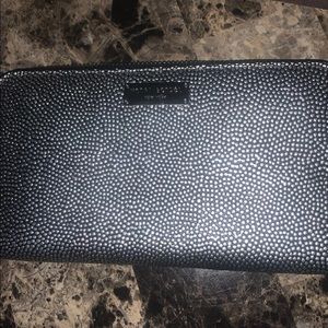 Henri Bendel Wallet